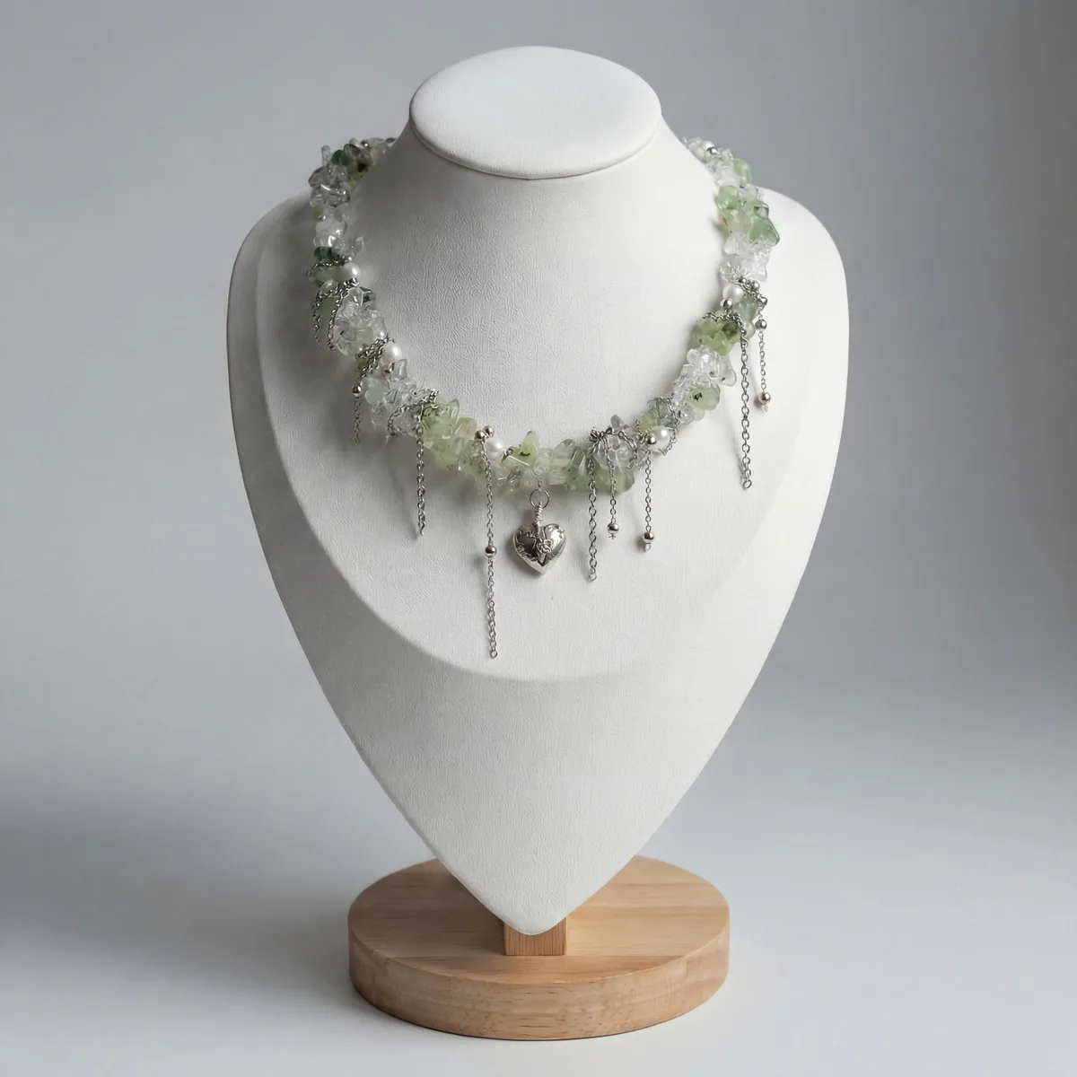 Колье "Пренит"